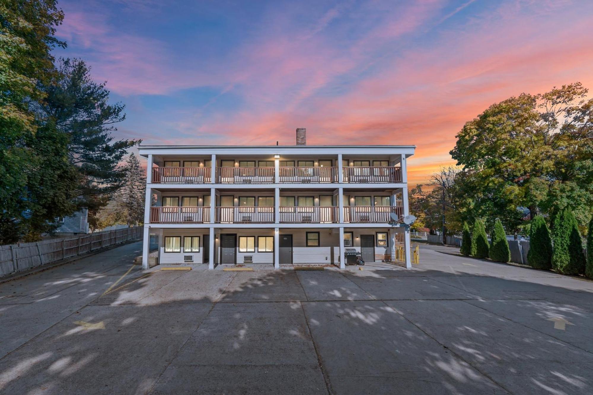 Green Harbor Hotel Marshfield Экстерьер фото
